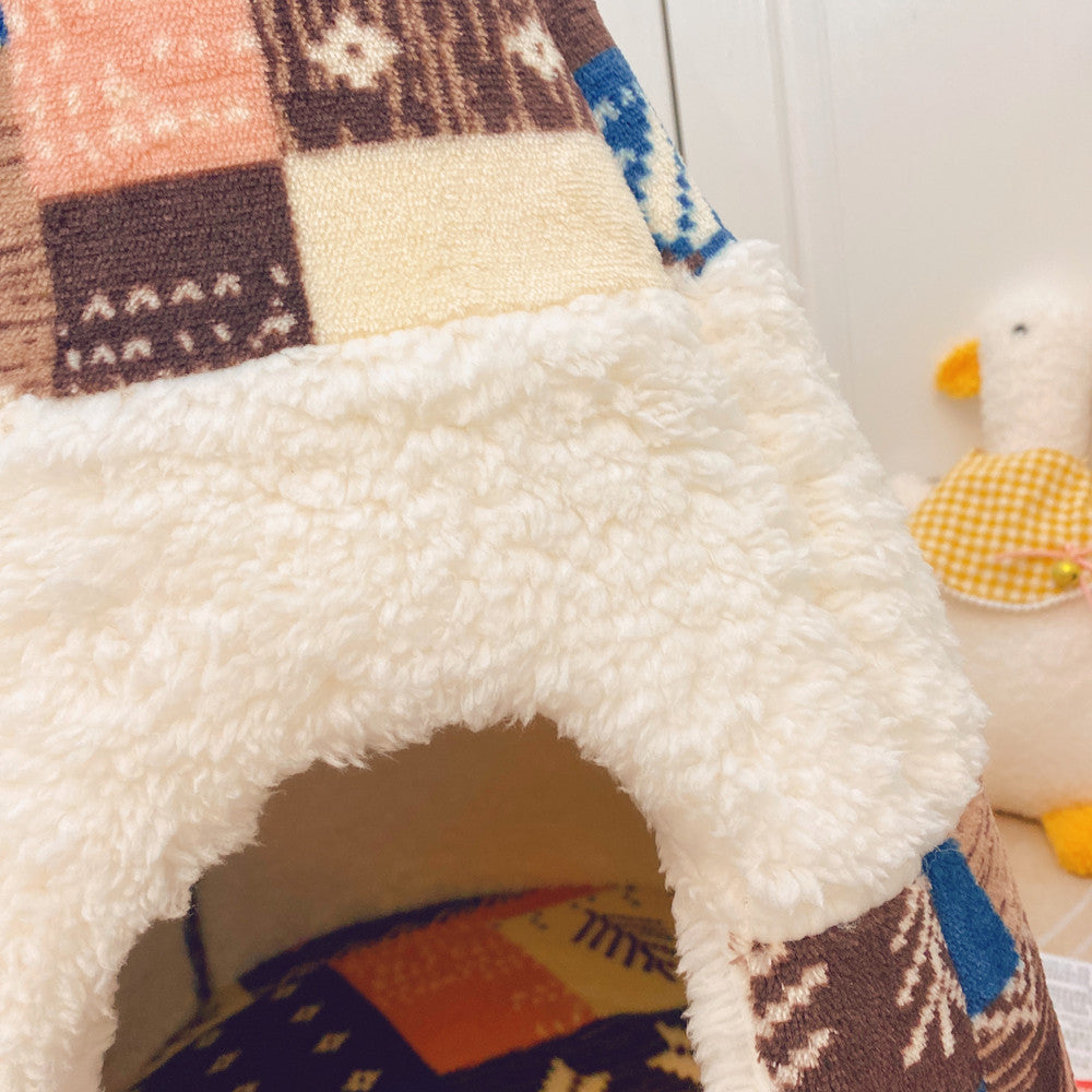 Lamb Fleece Cat Nest – Warm & Fuzzy