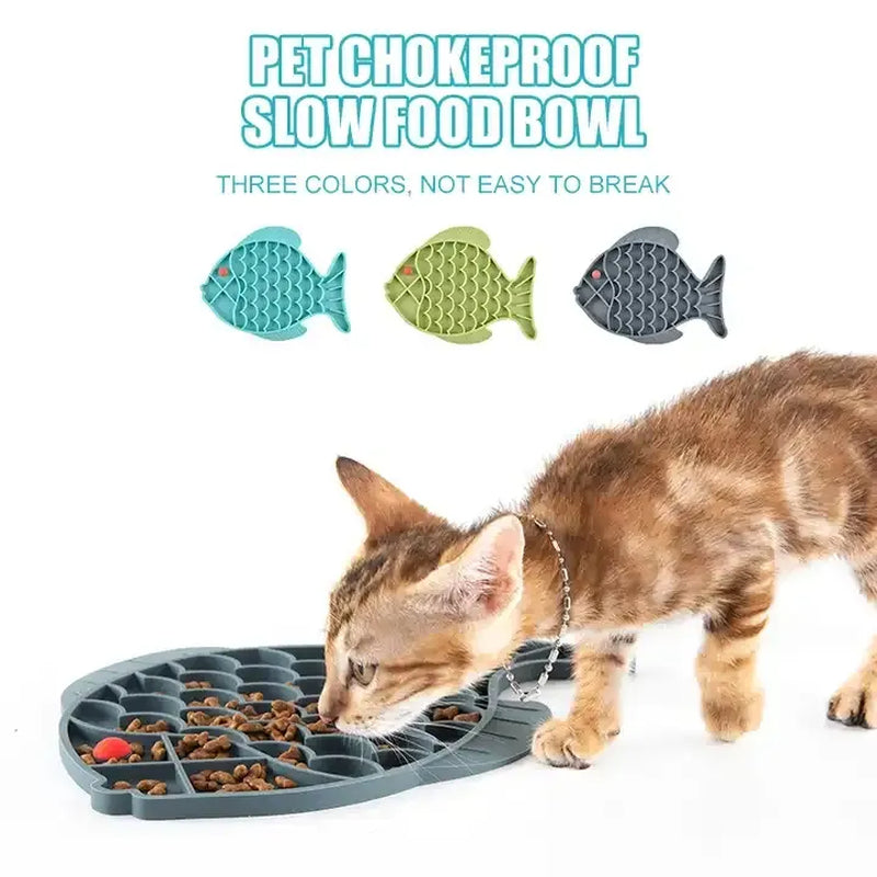 Fish-Shaped Lick Mat – Slow Feeder for Dogs