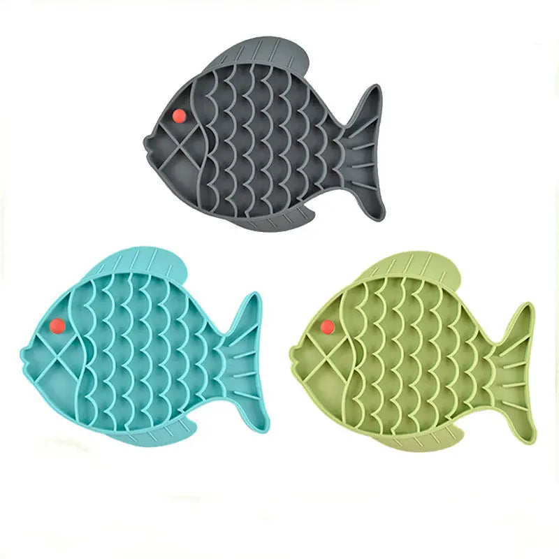 Fish-Shaped Lick Mat – Slow Feeder for Dogs
