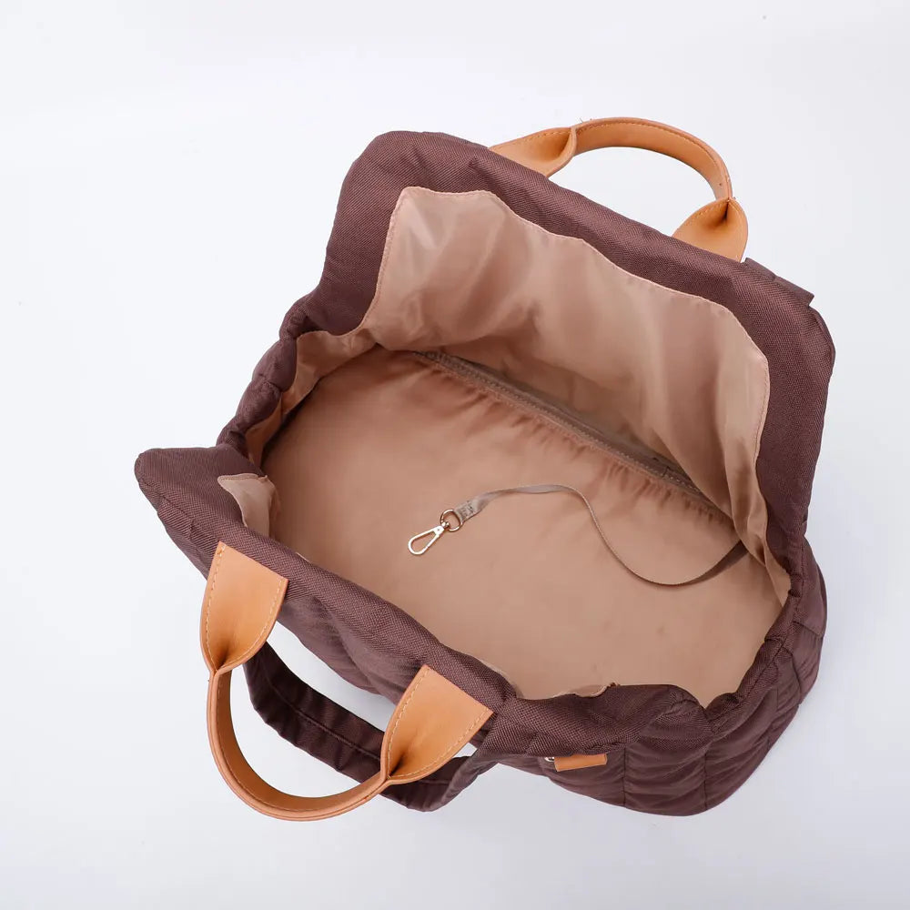 Waterproof Pet Carrier Bag – Stylish Travel & Large Capacity