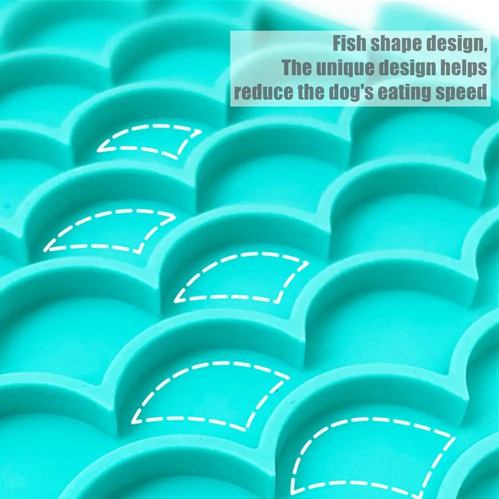 Fish-Shaped Lick Mat – Slow Feeder for Dogs