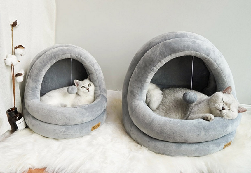 Velvet Pet Nest – 2-in-1 Cozy & Playful Bed
