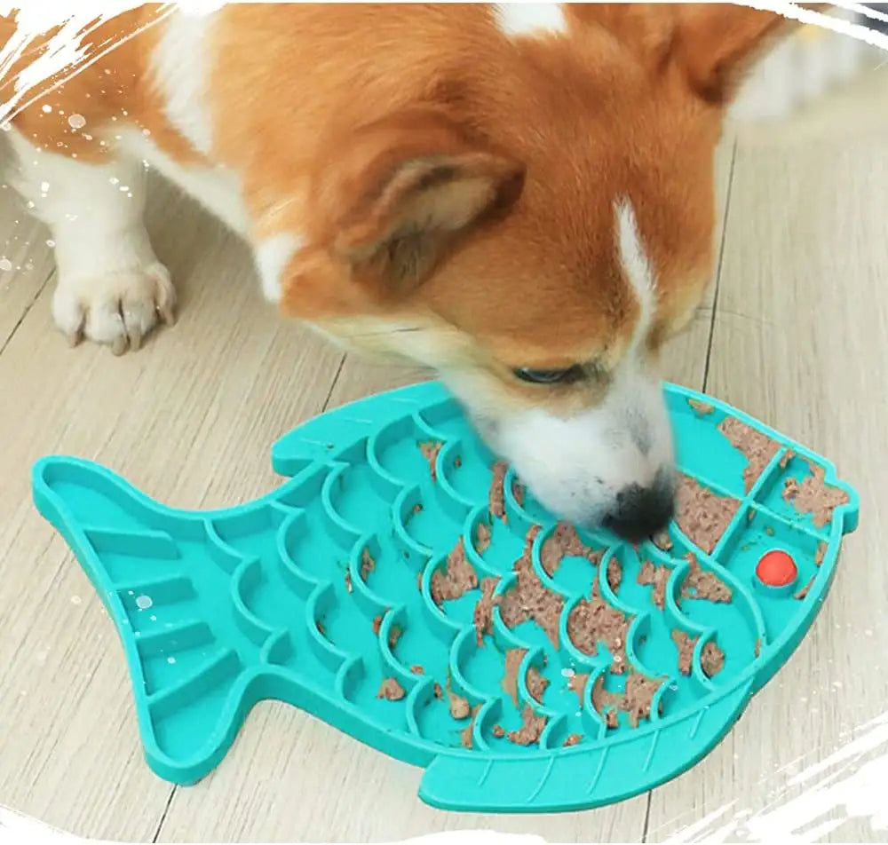 Fish-Shaped Lick Mat – Slow Feeder for Dogs