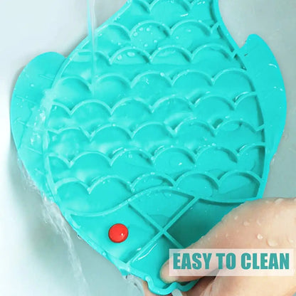 Fish-Shaped Lick Mat – Slow Feeder for Dogs