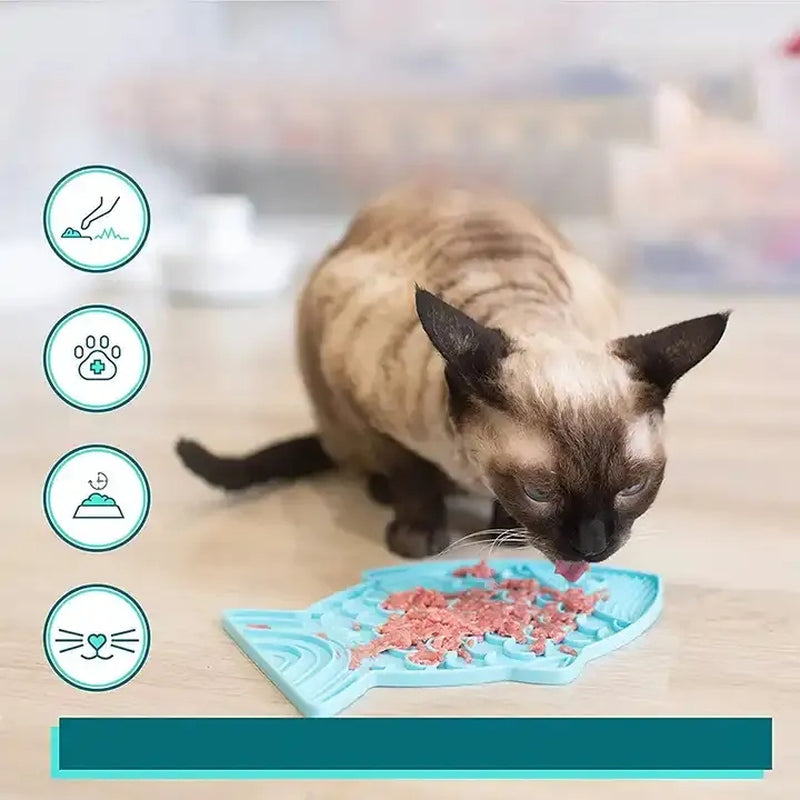 Fish-Shaped Lick Mat – Slow Feeder for Dogs