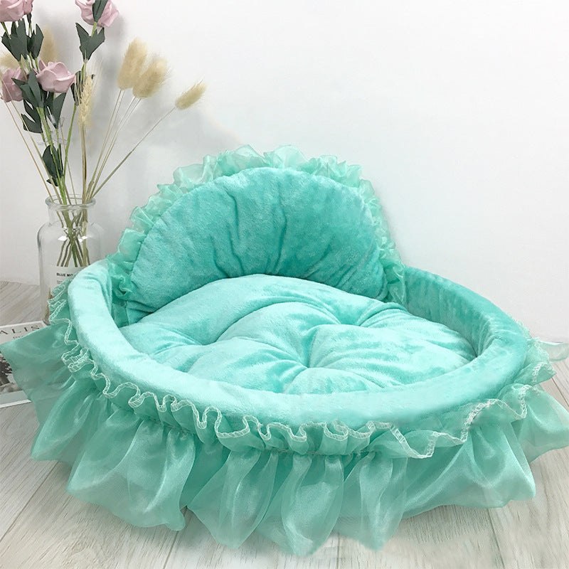 Princess Style Pet Bed – Soft & Dreamy